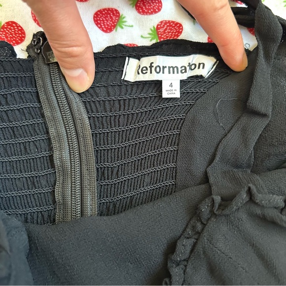 ✨ Reformation Christine Dress ✨ - Picture 3 of 4